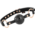 Vue détaillée du bâillon boule ajouré noir