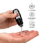Application du gel anal relaxant Black Hole à base d’eau