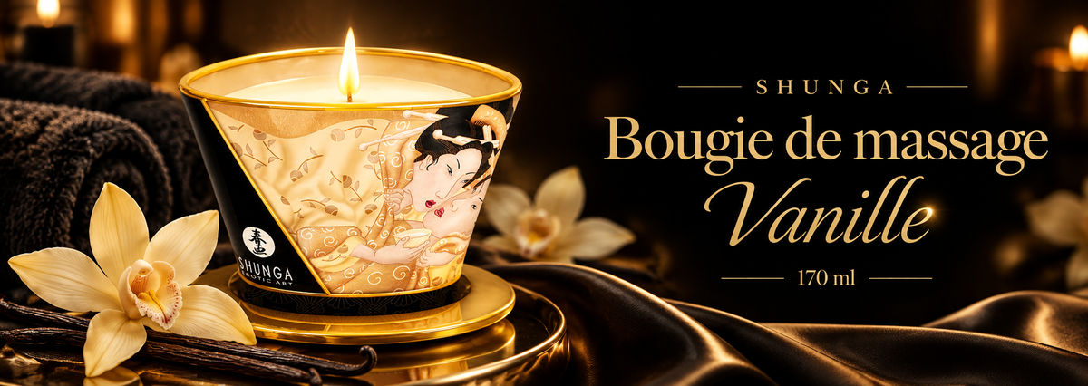 Bannière de la bougie de massage Shunga Mini Caress Vanille 170 ml, présentée allumée dans une ambiance luxueuse noire et dorée, accompagnée de fleurs de vanille, de gousses naturelles et d'étoffes satinées.