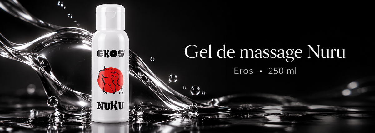 Bannière du gel de massage Nuru Eros 250 ml, avec flacon blanc et rouge entouré de vagues de gel transparent et de gouttelettes, sur fond noir élégant aux reflets argentés.