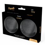 Emballage noir Coquette Chic Desire montrant une paire de cache-tétons cœurs à pompons réutilisables