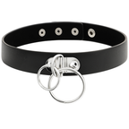 Vue de face du collier noir réglable avec deux anneaux métalliques argentés et fermeture à pressions