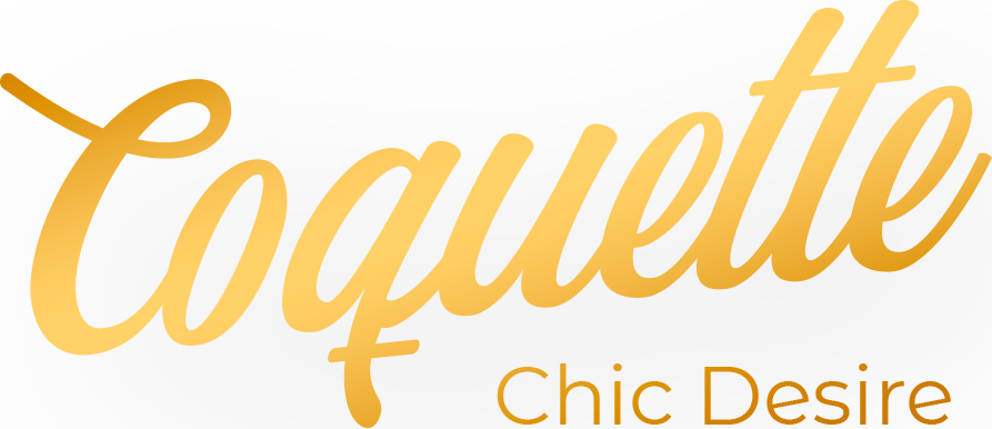Logo Coquette Chic Desire en écriture dorée sur fond noir, représentant l’univers d’accessoires intimes et fétiche de Coquette Sélection.