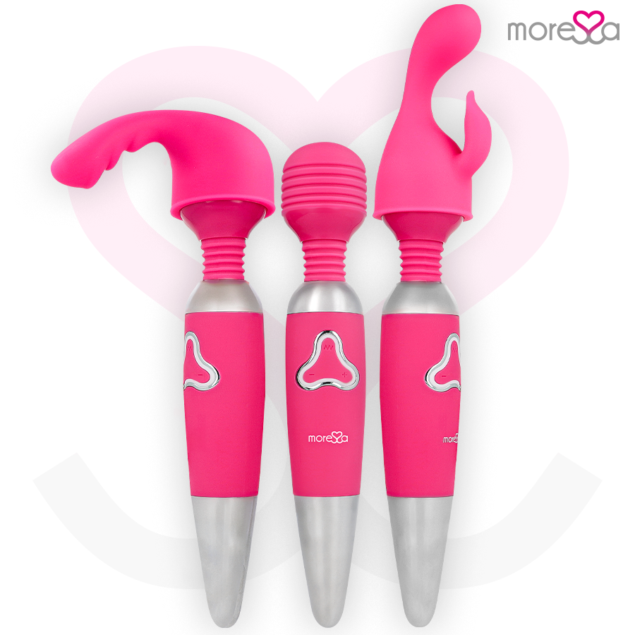 Odilon Moressa et ses trois configurations de tête en silicone rose