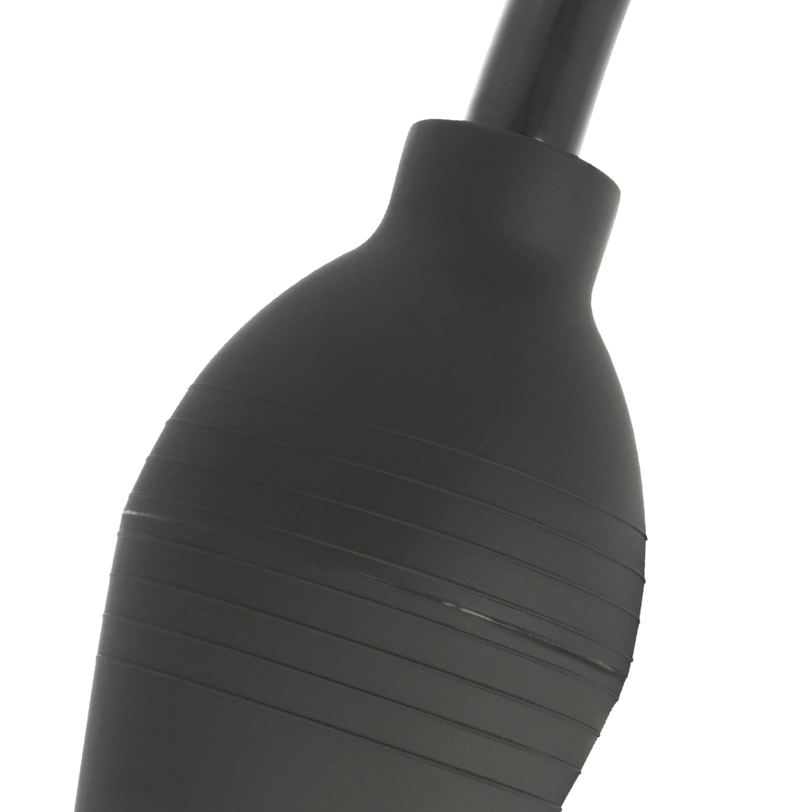 Détail de la poire souple Squeeze Clean noir Addicted Toys